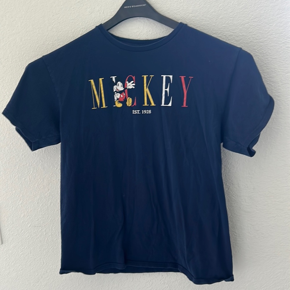 Disney Mickey Mouse shirt size Large